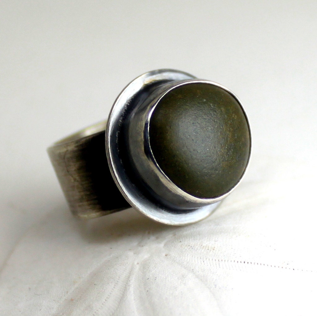 Beach Stone Ring - Green Ring - Sterling Silver Ring - Sterling Silver Stone Ring - Handmade Jewelry