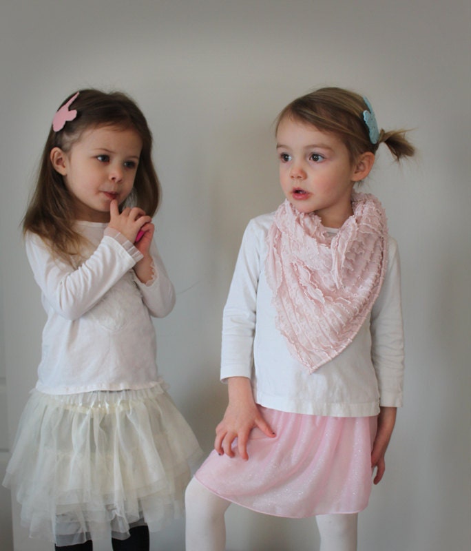 Set of 2 Modern bunny hair clips - Little girl hair clip - handmade hair accessories - hair clip - girls and toddlers