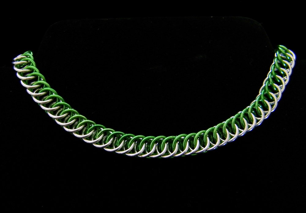 Green and Silver Persian Choker