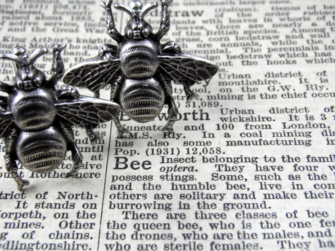 Steampunk Bee Cufflinks Cuff Links - JUST BEE - Antique Silver Plated - vintage wedding Etsy UK