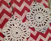 Hand Painted Filigree Earrings Cream