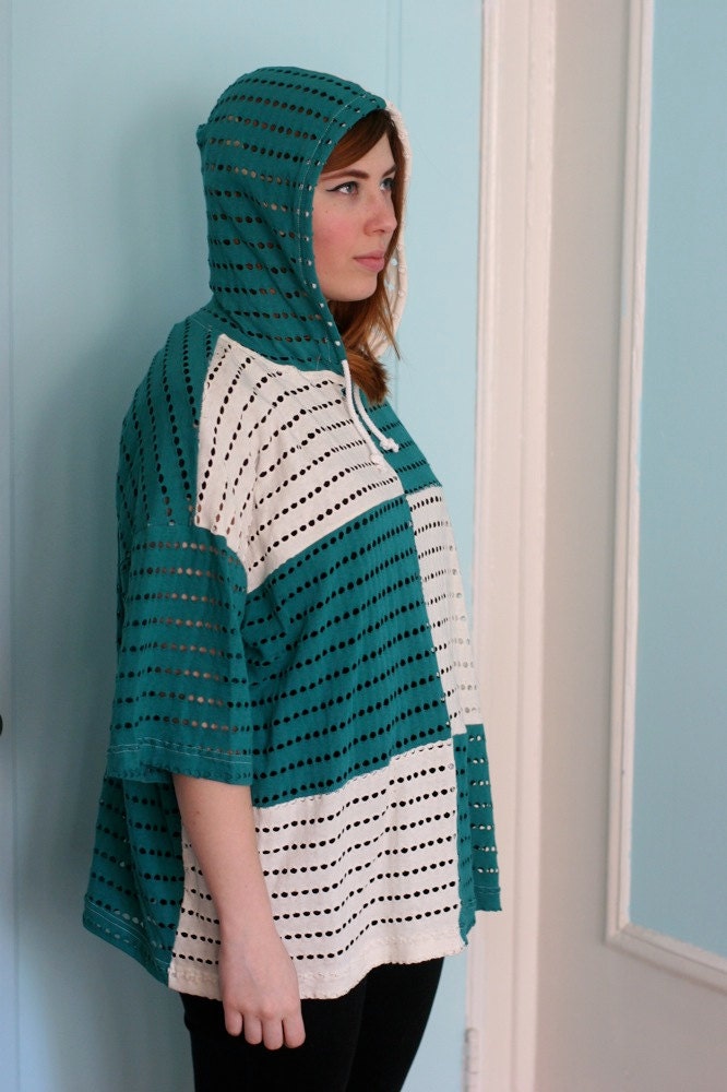 80's BEACH WIZARD hooded coverup