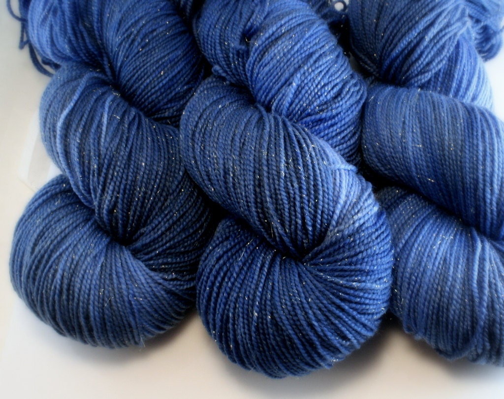 Yarn sparkly Bleu  Firefly Swoon Fibers tonal blues superwash