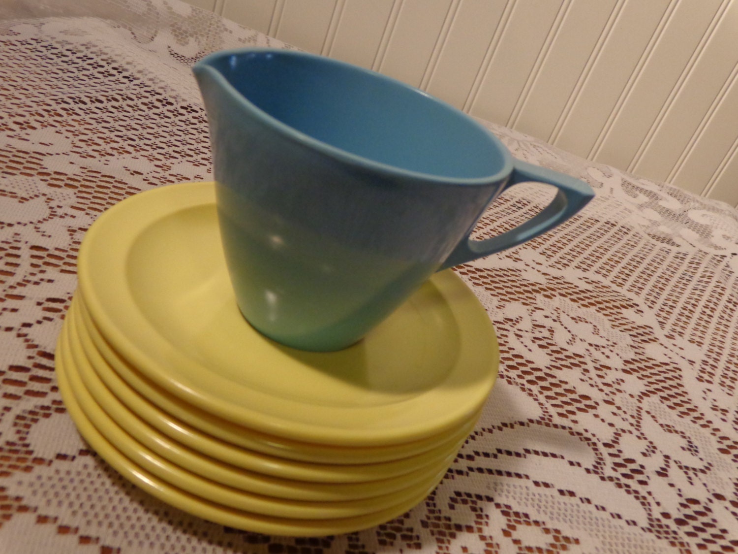 Vintage Yellow Super Don-ite Melmac Plates - (6)