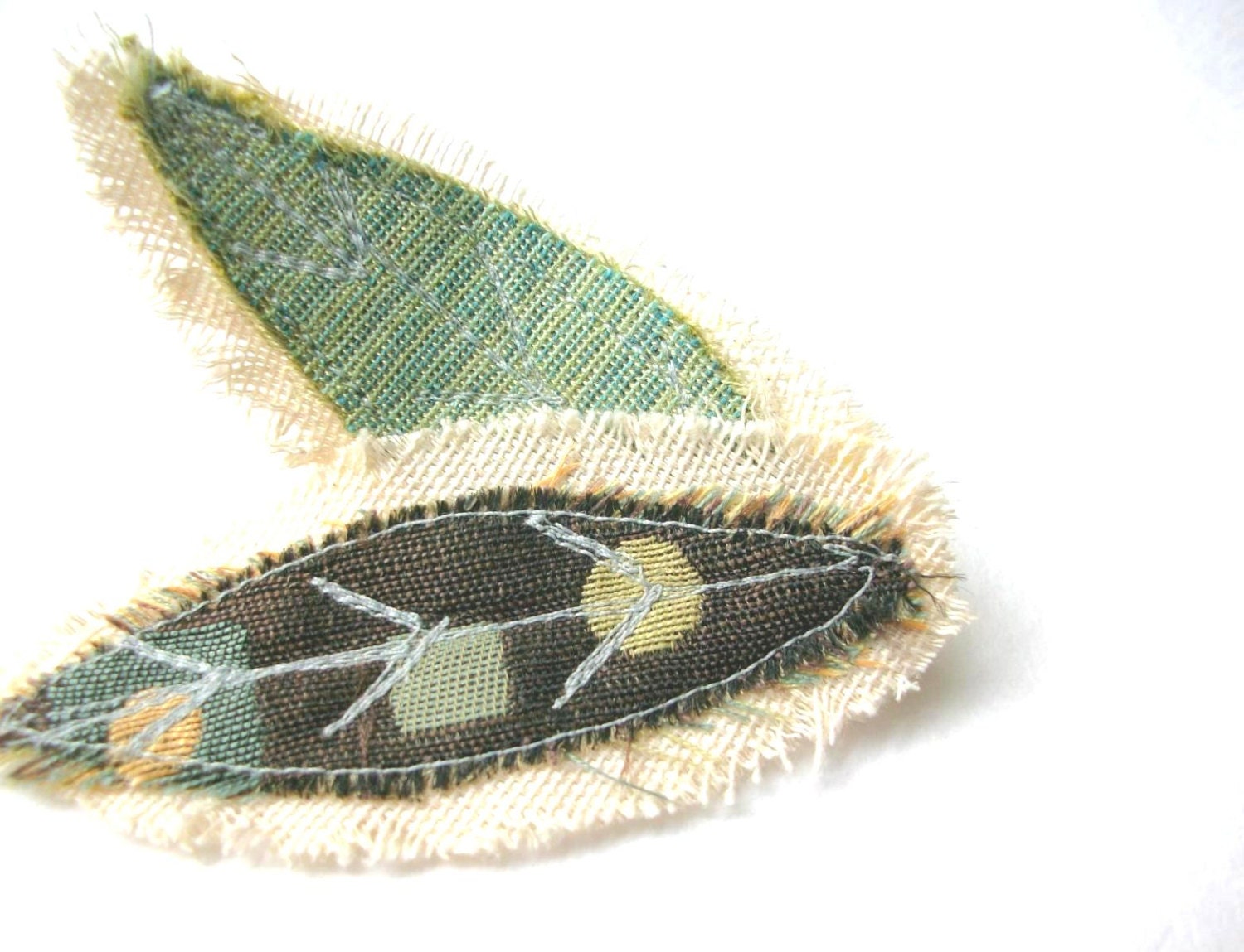 LEAF BROOCH PIN /  2 leafs pin / accessorie