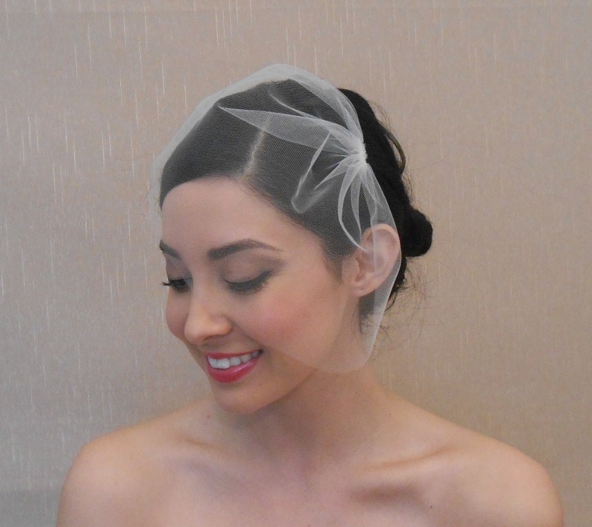 Wedding mini tulle birdcage veil in ivory, white, or champagne - Ready to ship in 3-5 days