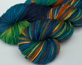 Hand-dyed merino, cashmere, nylon worsted yarn, 4 oz: