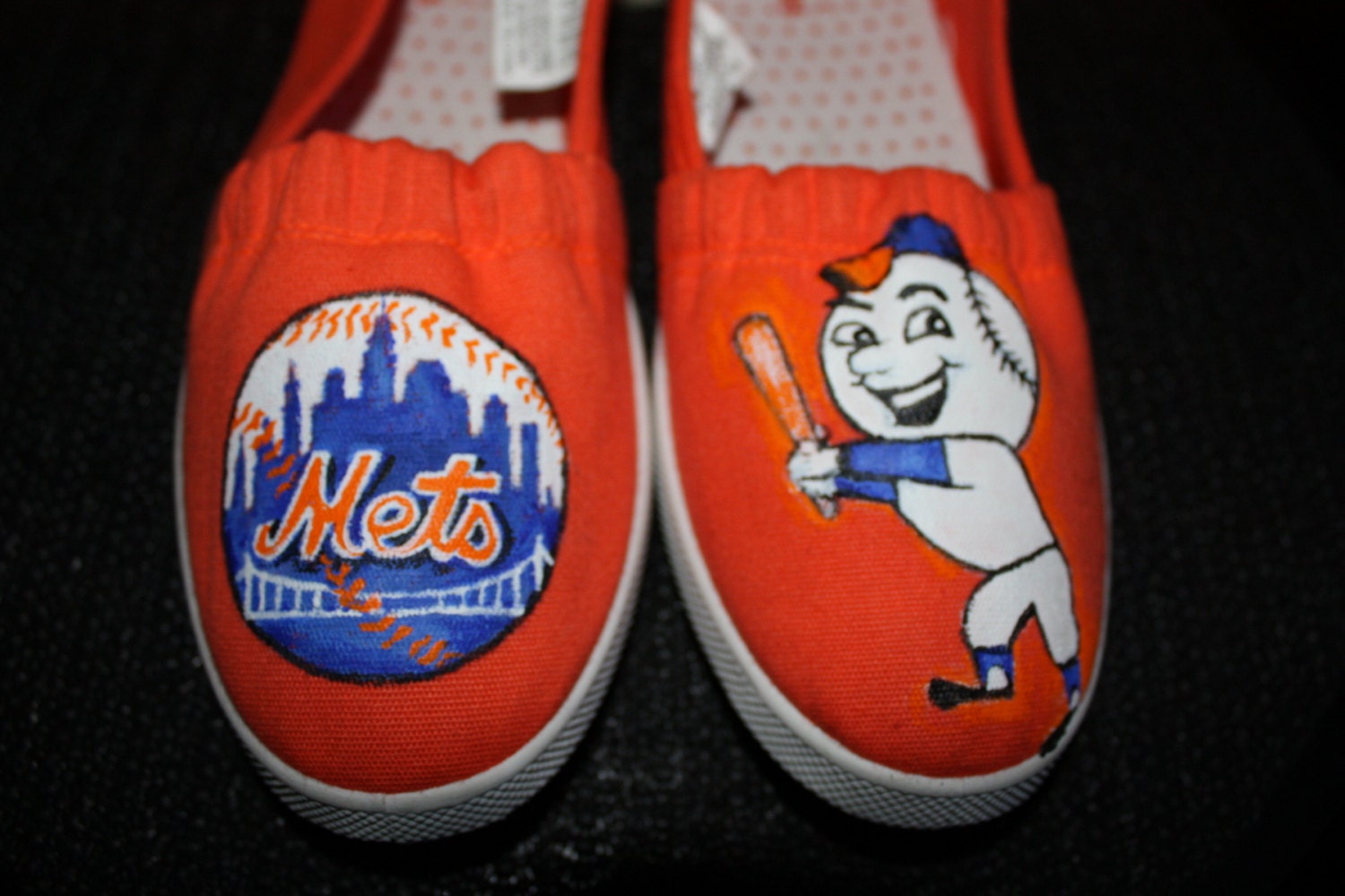 Handpainted  Shoes New York  METS Baseball team SHOES  Mr. Met  NY 1-3 day turnaround  any team Serority Toms Vans Converse any size