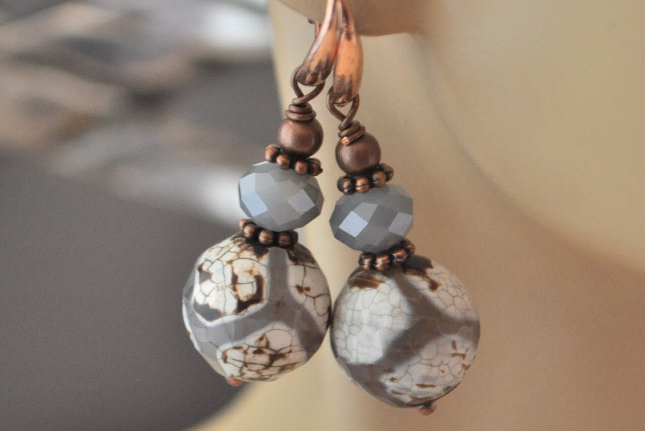 Gray and White Fire Crackle Agate and Antiqued Copper Earrings