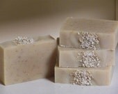 Goats milk, oats & honey soap
