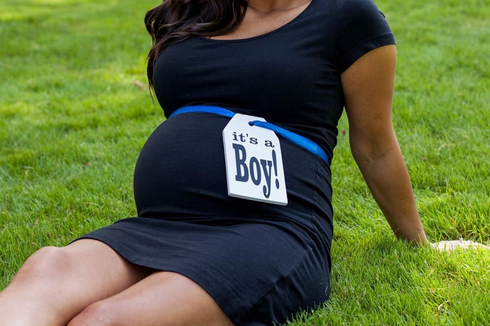 Maternity Photo Prop, Wooden painted hang tag label, with ribbon for your photo shoot