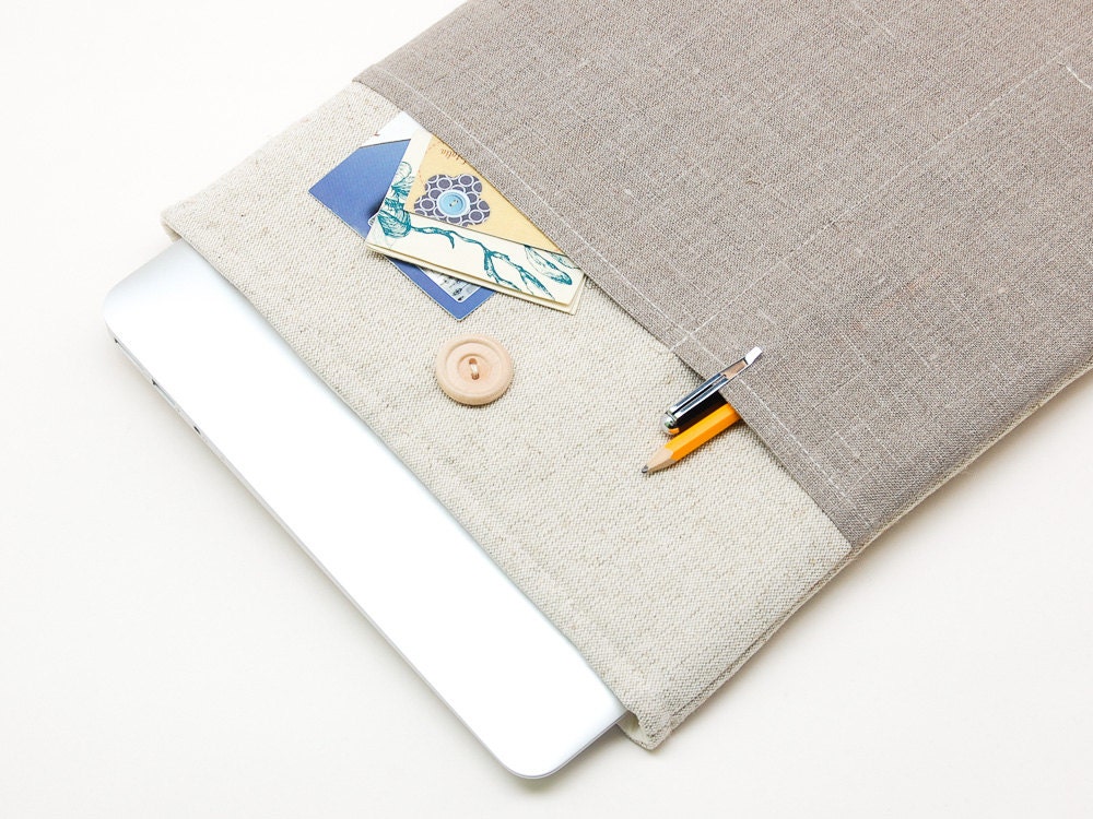 13 inch Macbook AIR case. Linen macbook case with pocket and button closure. Macbook sleeve padded. Custom orders available