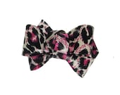 Magnetic Bow Pink Leopard Print Shoe Clips Magnets