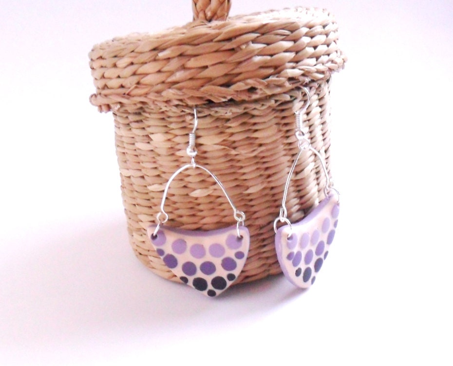 Polymer clay fashion earrings ombre purple bubbles arrow shaped asymmetrical geometrical dangle earrings