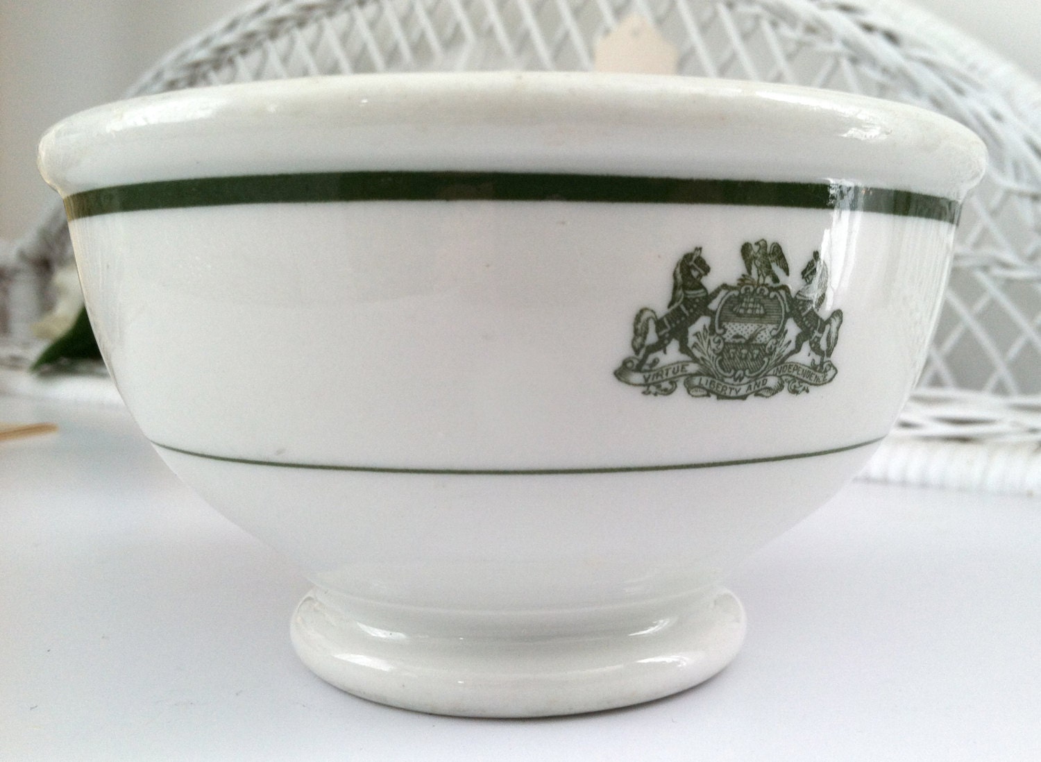 Jackson China Restaurant-ware footed bowl