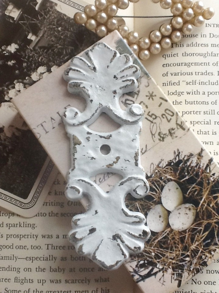 Shabby Chic White Knob Back Plates--Kitchen Cabinet-Vintage-Metal Hardware-Cupboard Pulls-French Farmhouse-Distressed-Cottage Home