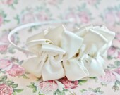 Take A Bow Bridesmaid/Bridal/Flowergirl Headpiece