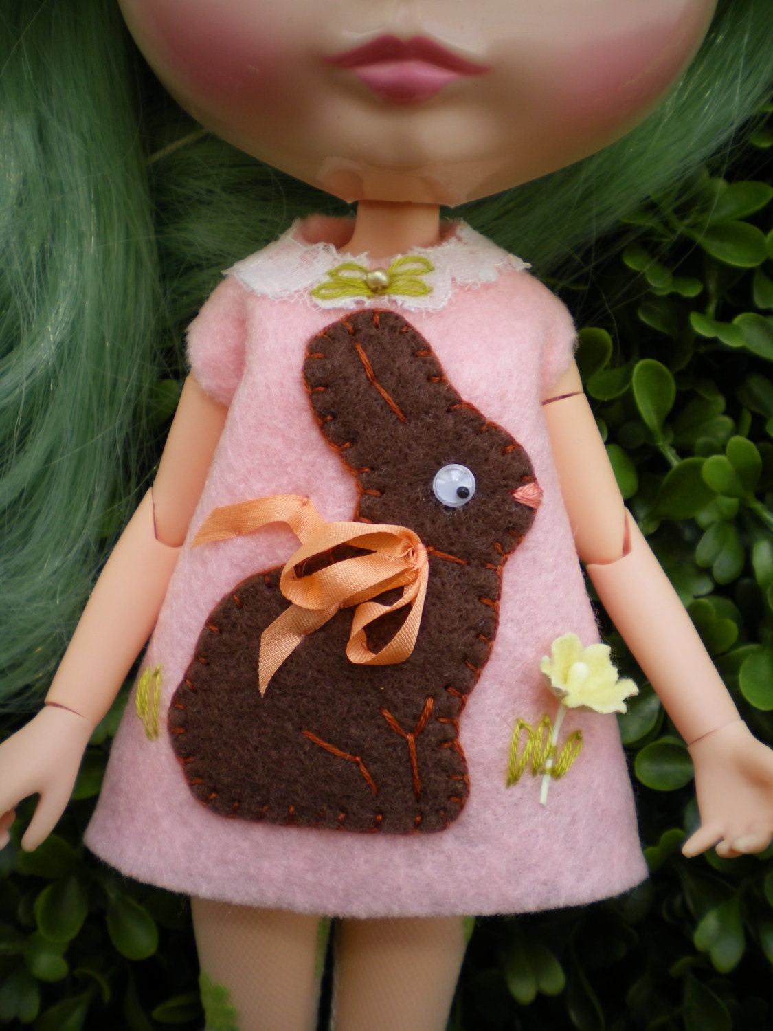 Chocolate Bunnies dress for Blythe Doll Milk chocolate on Pink yellow flower