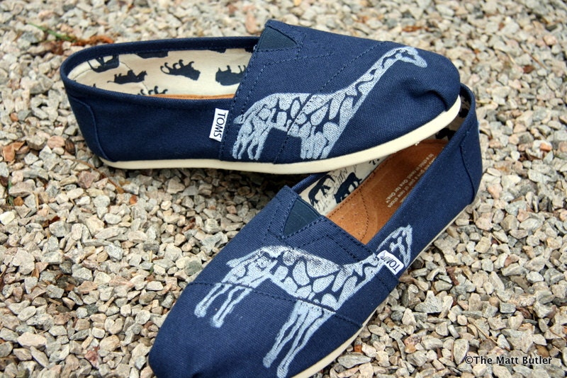 Giraffe Custom TOMS Shoes