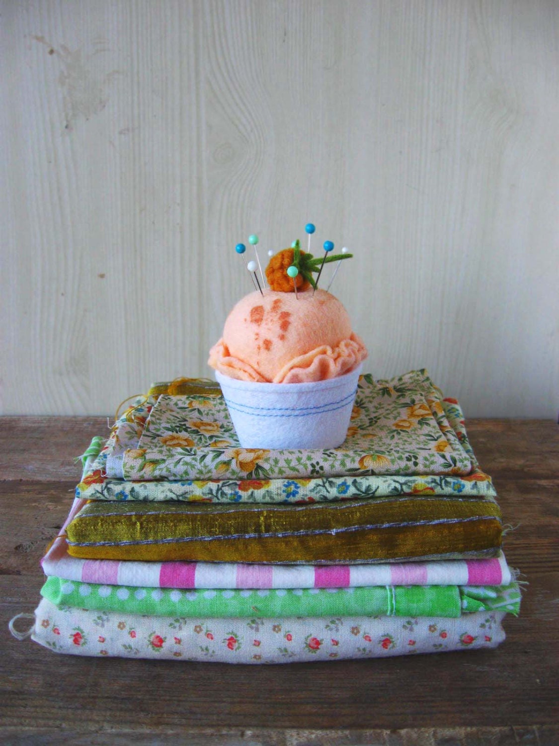 NEW Felt Peach Ice Cream Pincushion