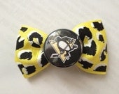 leopard print PITTSBURGH PENGUINS hair bow