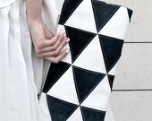 NEW Contrast Triangles Pouch No. LH-201