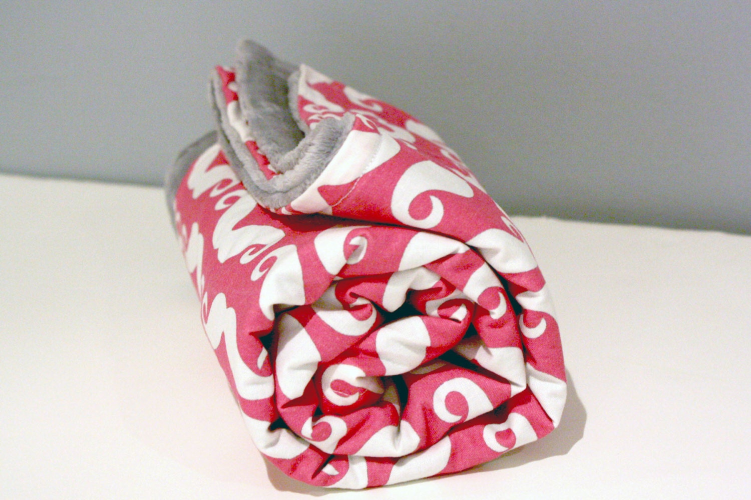 Pink moustache baby blanket - 30"x 36"- Stroller blanket - Crib blanket