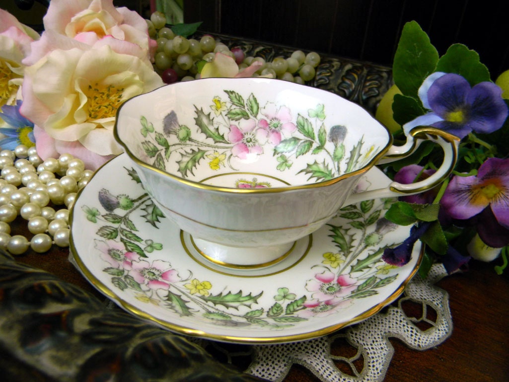 Paragon ER Bone China Tea Cup by Appointment - Wide Mouthed and Footed 9874