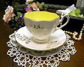 Queen Anne Footed China Scalloped Teacup Tea Cup and Saucer England 9910