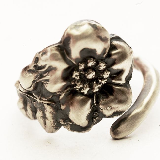 Vintage Reed & Barton Single Wild Rose Flower Sterling Silver Spoon Ring, Handmade in Your Size (4185)