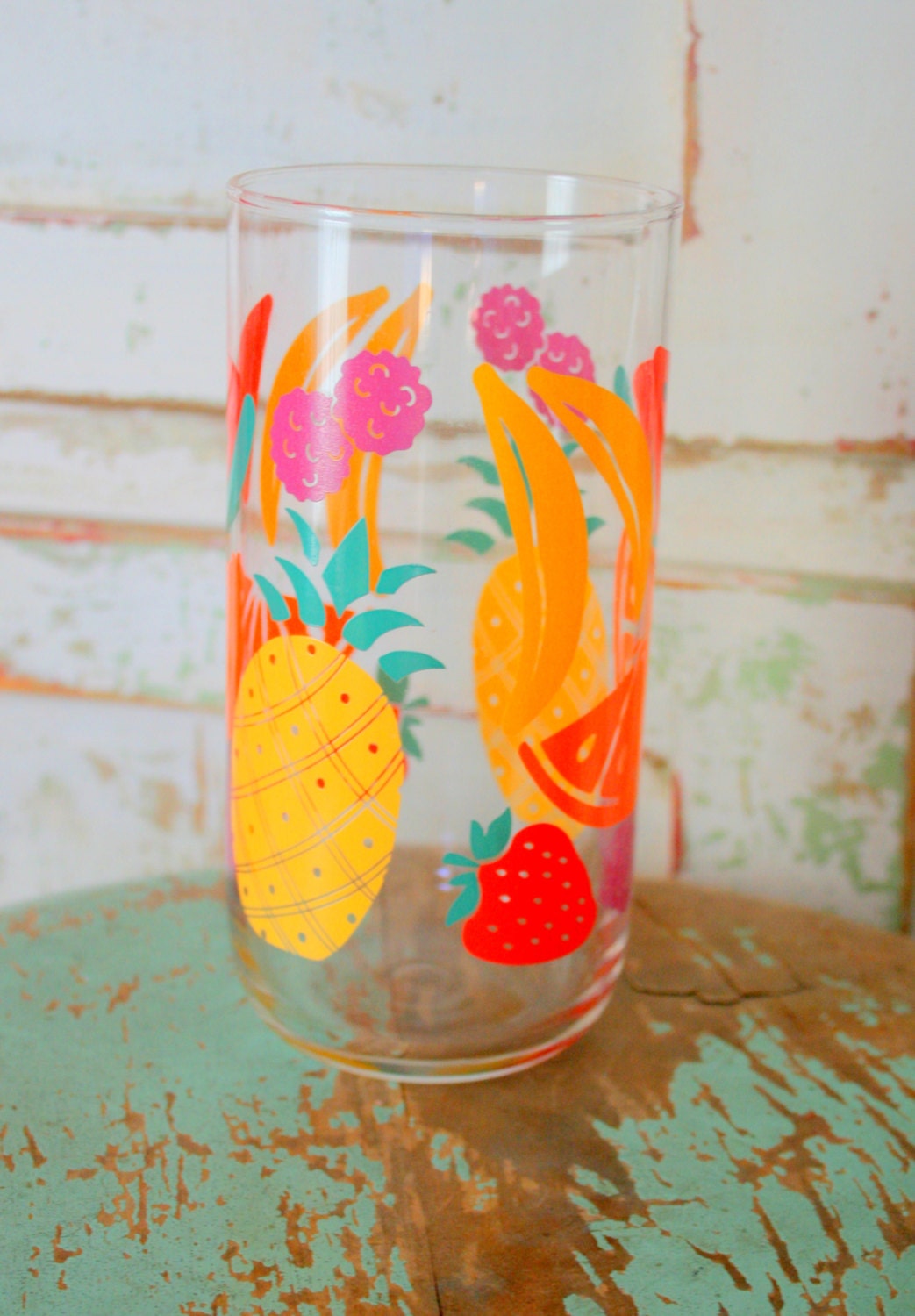 Vintage FRUIT GLASS....kitsch. retro. drink. serving. kitchen. fruit. strawberry. orange. banana. pineapple. juice. tall glass. housewares.