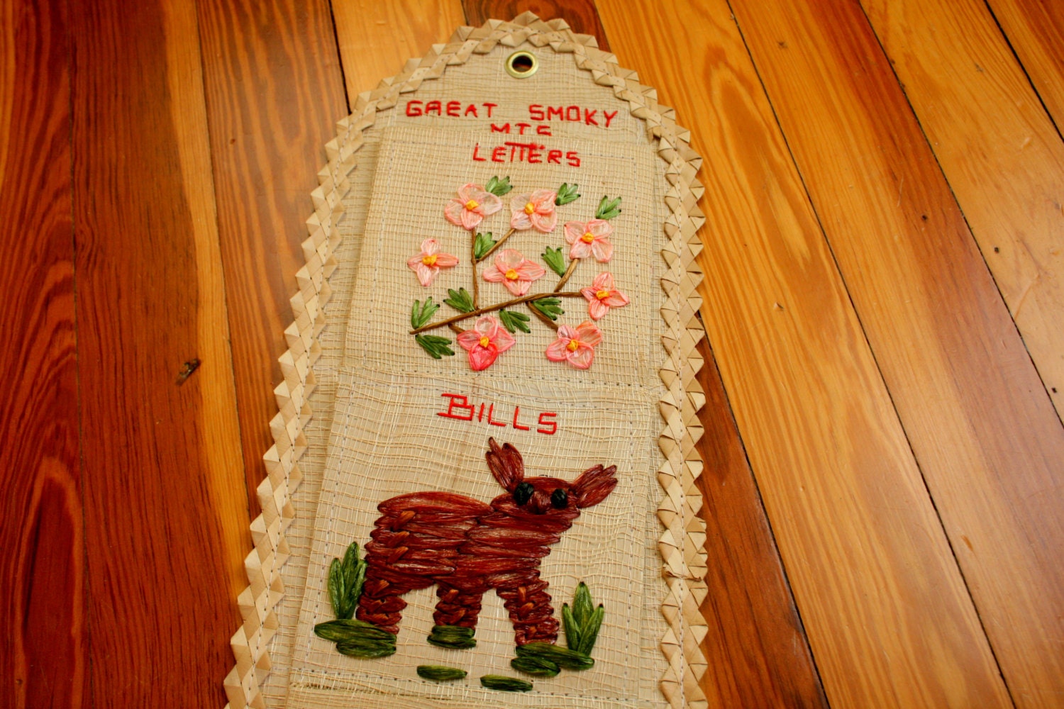 Vintage BEAR Letters and Bills Holder....retro housewares. misc. kitsch. floral. great smokey mountains. organizing. office. bear home decor