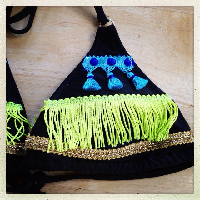 Single Fin Fringed Bikini Top: Size Medium-Large