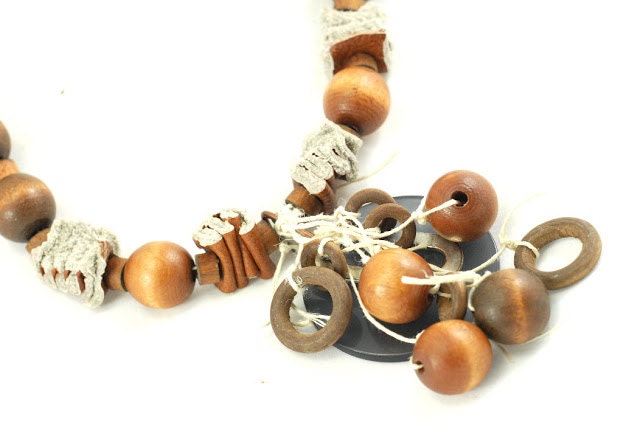 Huge light brown wooden leather necklace with lengths regulation up cycled jewelry ethno style - AgisyAndIrisCorner