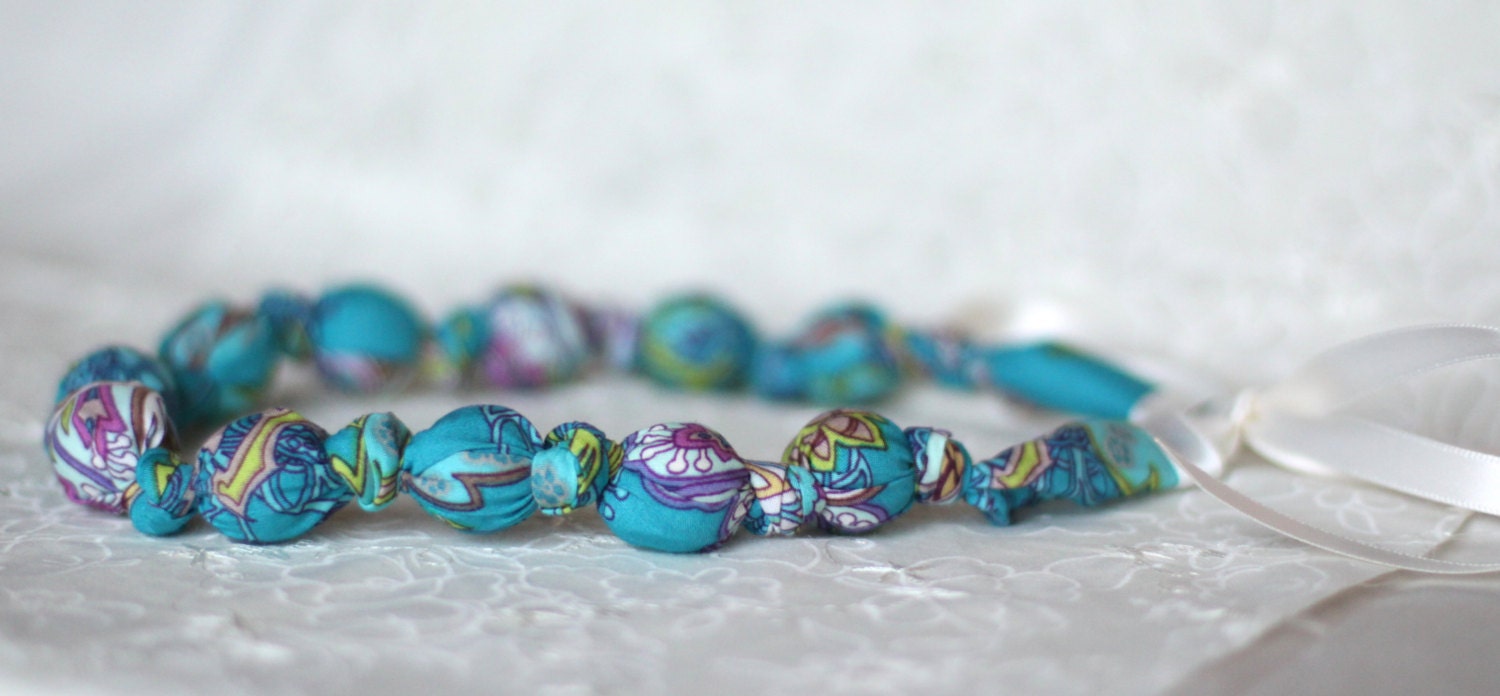 Teething Necklace, Breastfeeding Nursing Necklace, Babywearing/Fabric Necklace, Baby Teether