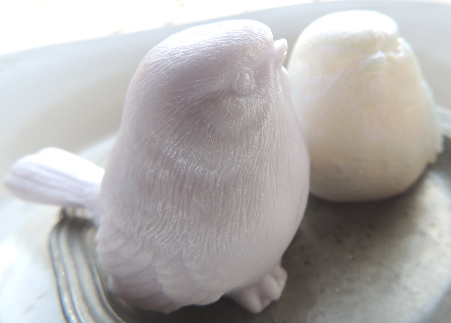 MINIATURE BIRDS SOAP, Lavender and White Colored Small Birds Scented in Lilac and Bergamot, Vegetable Based Handmade