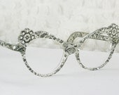 Vintage 1950's Cat Eye Eyeglasses Black Chantilly Lace Inlay Clear Carved Zyl Frame 48/20 Unad Optical Frame England