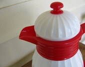 Vintage Red & White Thermos Pitcher / Jug, Fully Insulated.