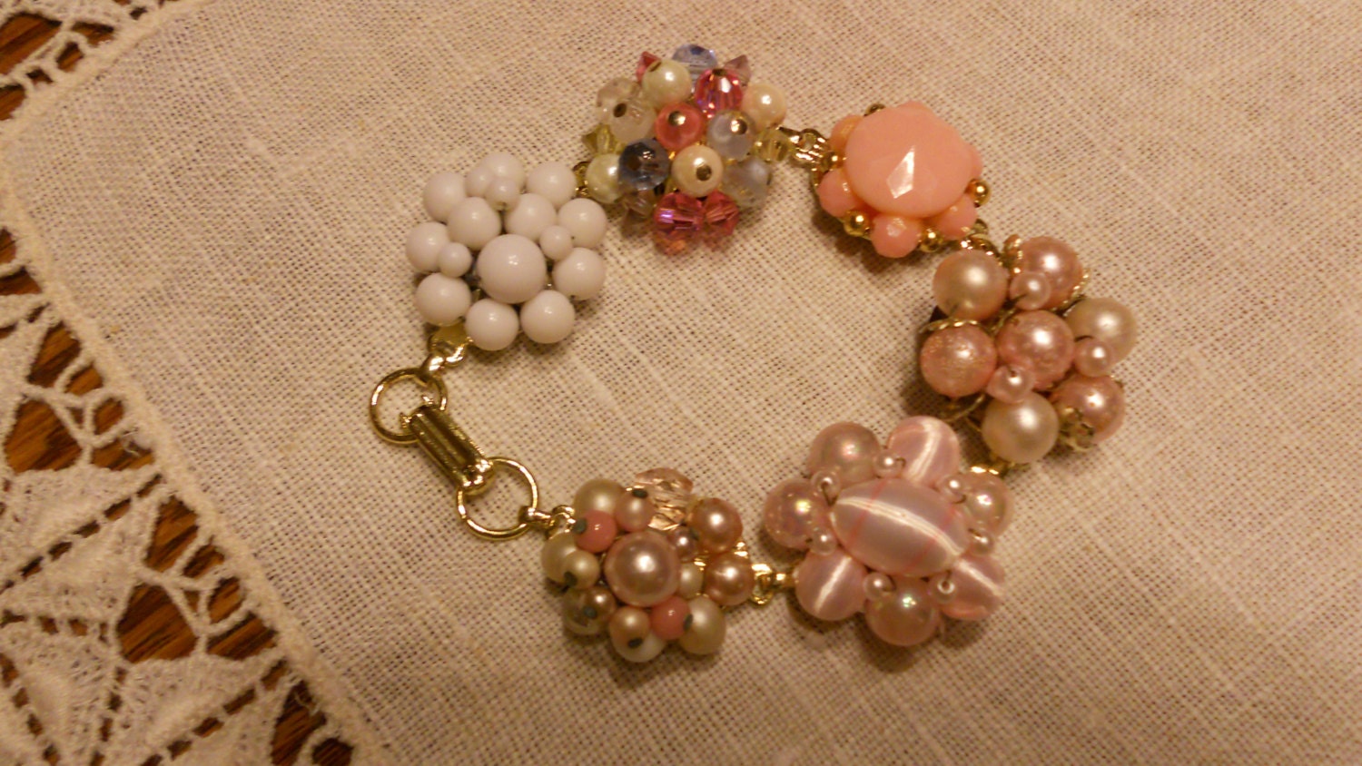 vintage cluster pearl earring bracelet pink