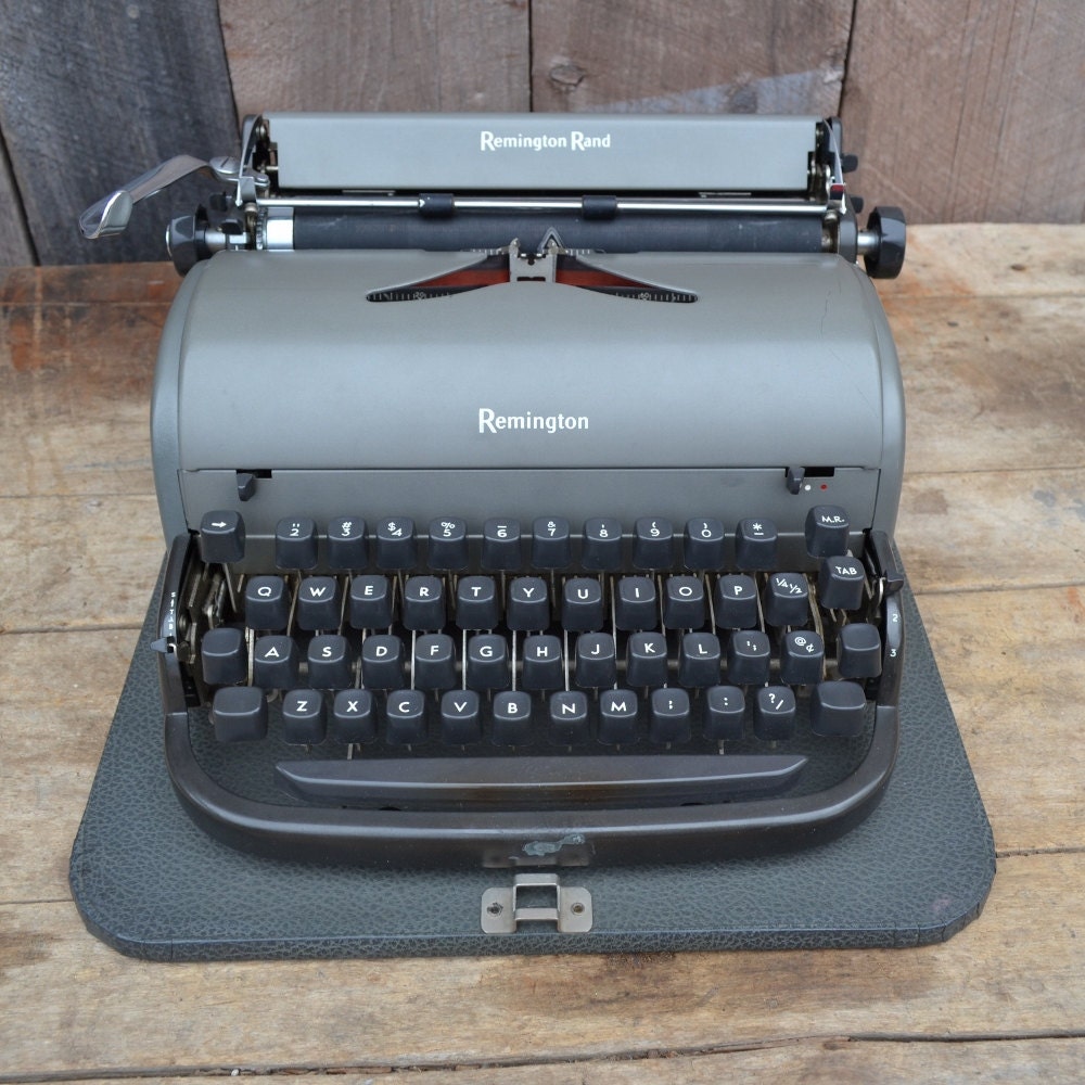 Remington Rand Portable Typewriter Case Gray Black Wedding Guest Book Display 1940's
