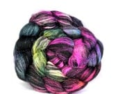 BABY LLAMA - tussah silk  - spinning fibre - 100 grams - 3.5 oz - combed top - felting - hand dyed roving - UK Seller