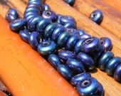 SPRING IRIS . 4mm czech glass roundelle beads . 50 beads . blue purple iris