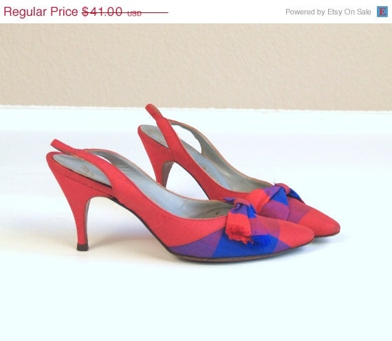 SALE vtg 50s red and blue PLAID bows PINUP Heels pumps 6 or 6.5 kitten bombshell