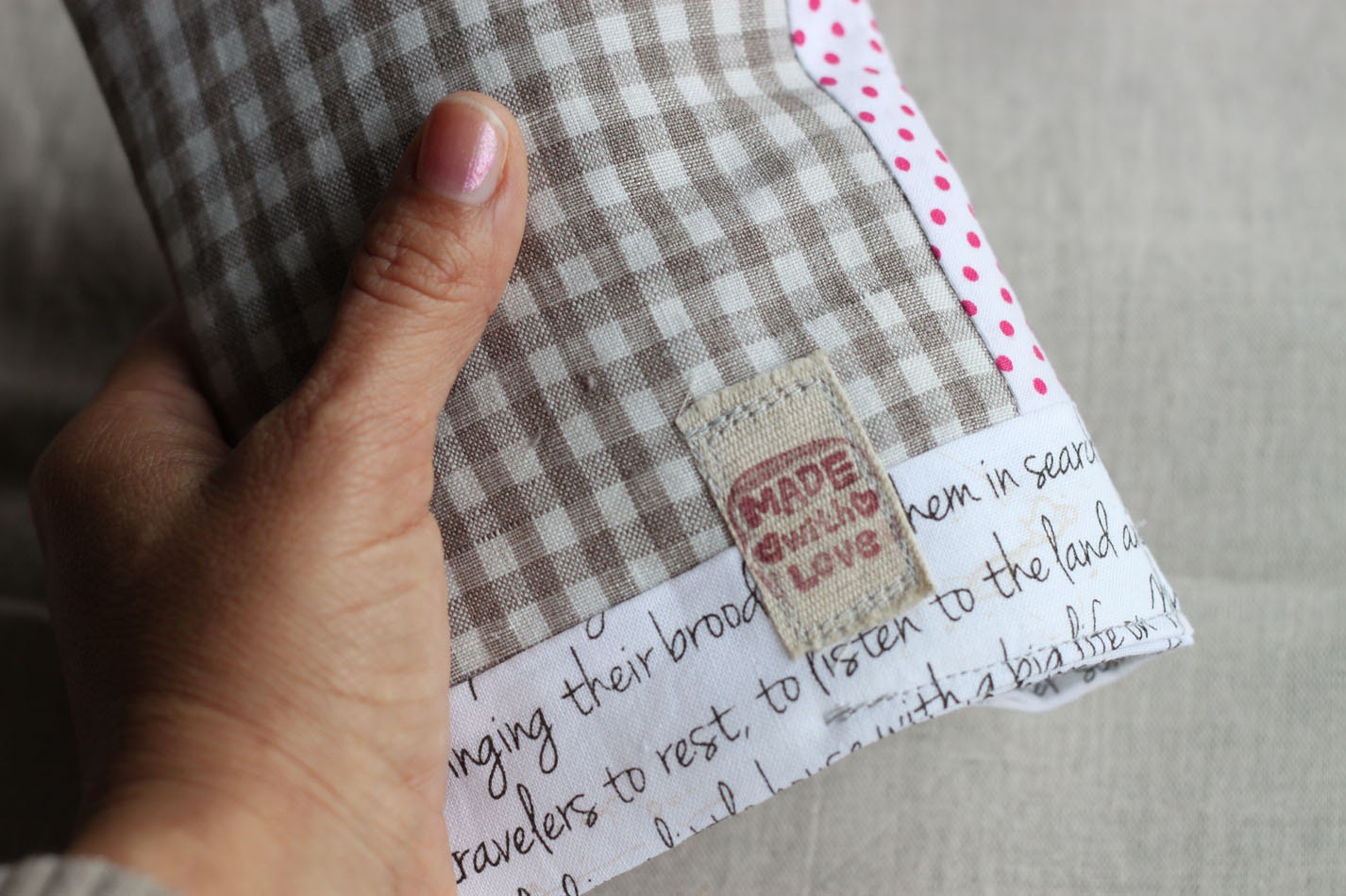 Zakka style,travel sewing kit, embroidery kit, pin cushion, sewing kit. Linen and selected designers fabrics. Ready to ship.