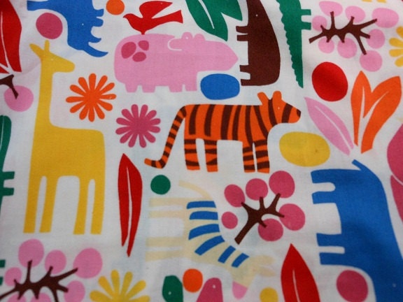 Adjustable Nursing/Breastfeeding Or Bib Clip/Strap, 2D Zoo Primary