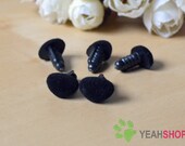 8mmx6mm Black Flocking Nose / Safety Nose / Triangle Nose - 5pcs
