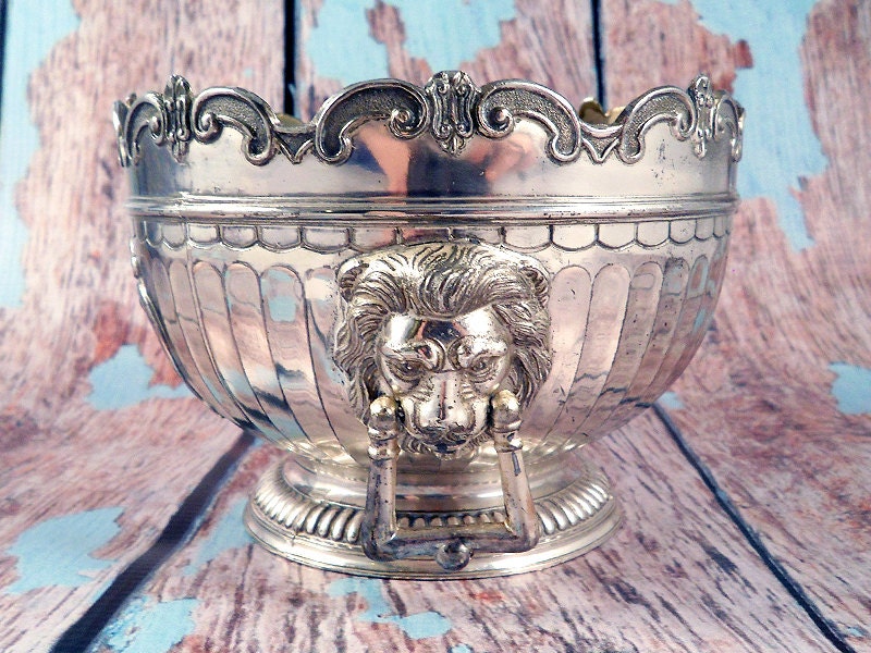 Vintage Corbell Company C&Co Silver Monteith Lion Head Bowl