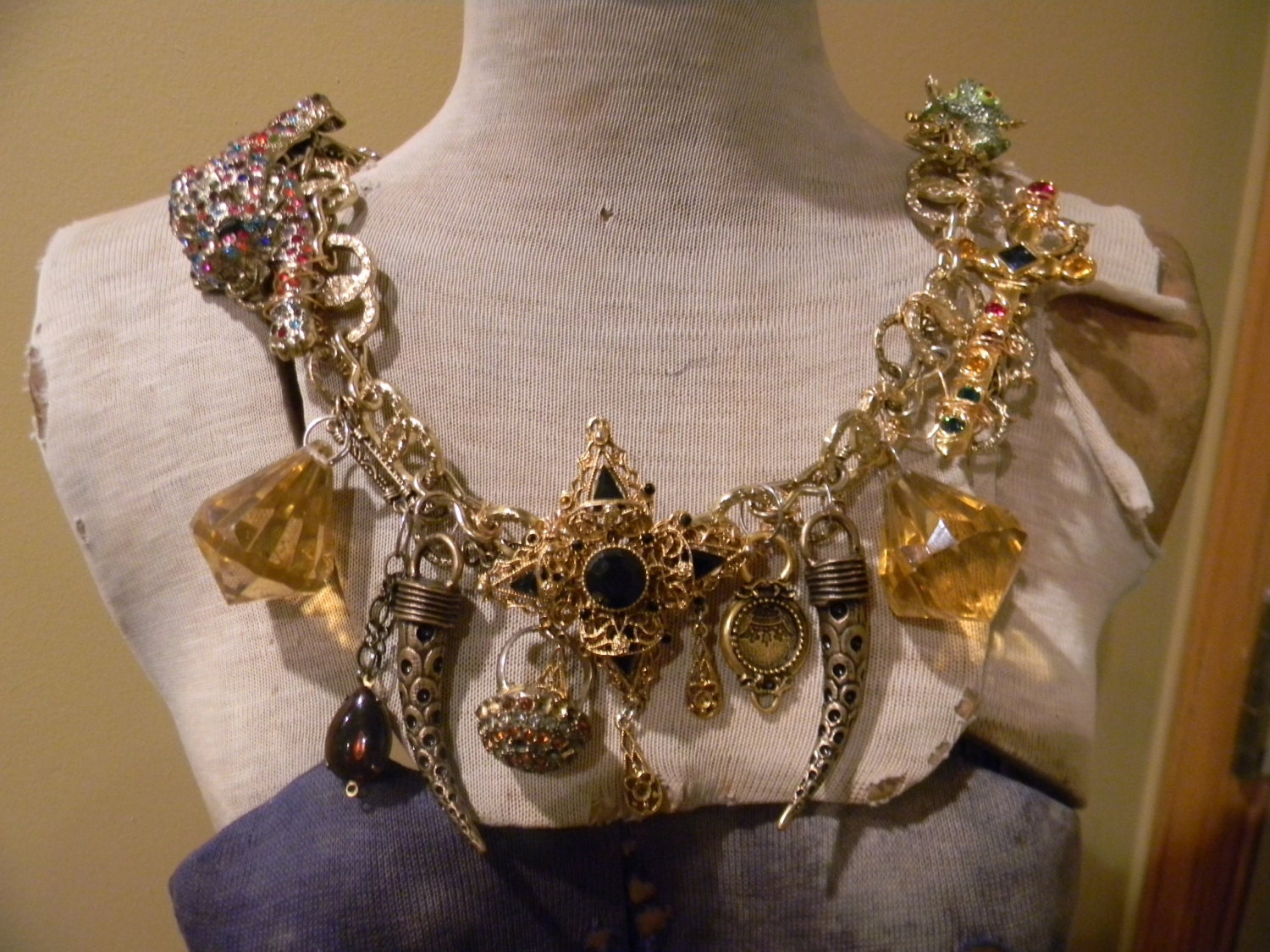 Baroque Necklace Game of Thrones Jewels Haute Couture Bling Necklace Choker Marie Anotinettestyle panther.
