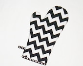 Oven Mitt - Black and White Chevron - Gift for Foodie - Gift Under 20