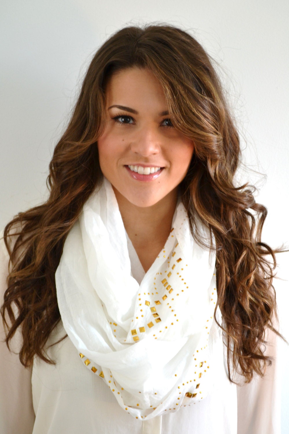 WHITE & GOLD Studded Sex and the City Infinity Loop Fashion Circle Scarf Gift Idea Womens Fashion Accessories
